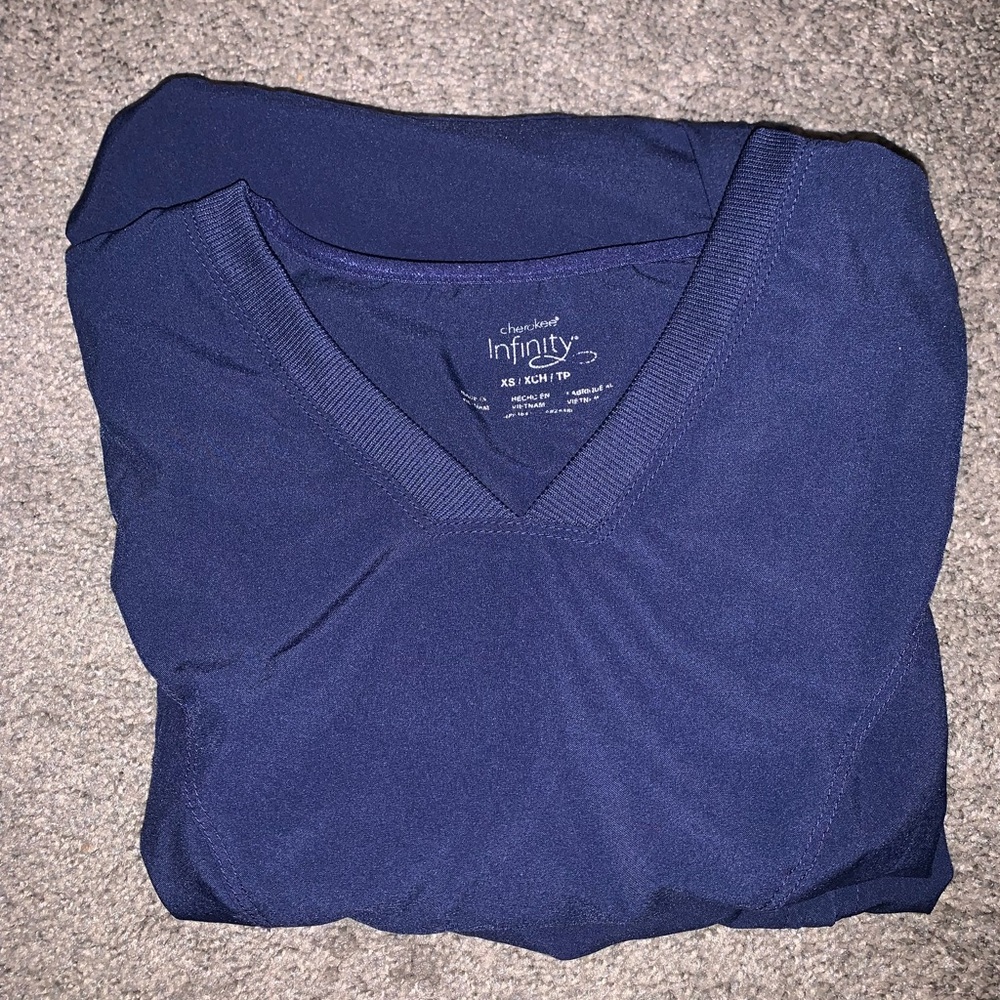 Cherokee Infinity scrub set